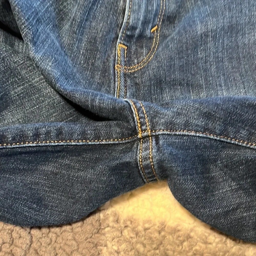 Levi’s Women’s 505 Straight Leg Jeans Dark Rinse Size 8